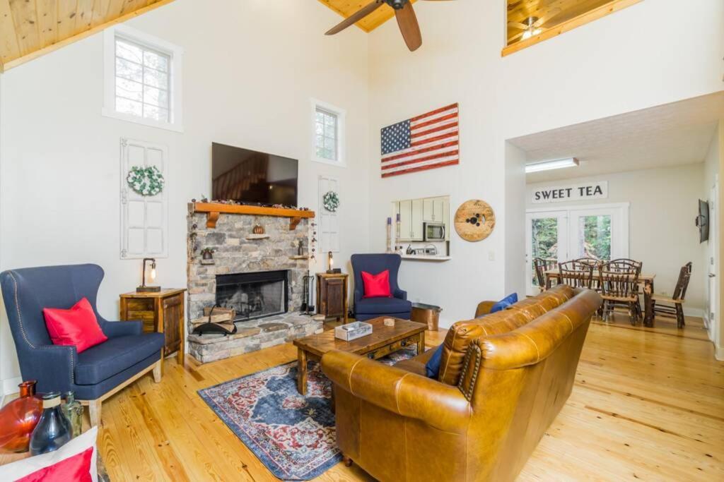 ダロネガ Deerfield Cabinヴィラ エクステリア 写真
